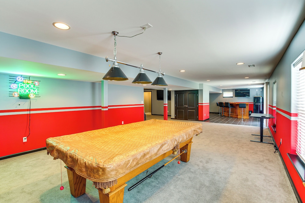 Sip, Soar & Explore: Spacious Union Home w/ Yard