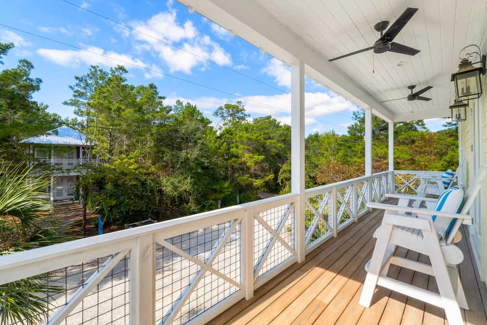 30A Beach House - Under the Palms