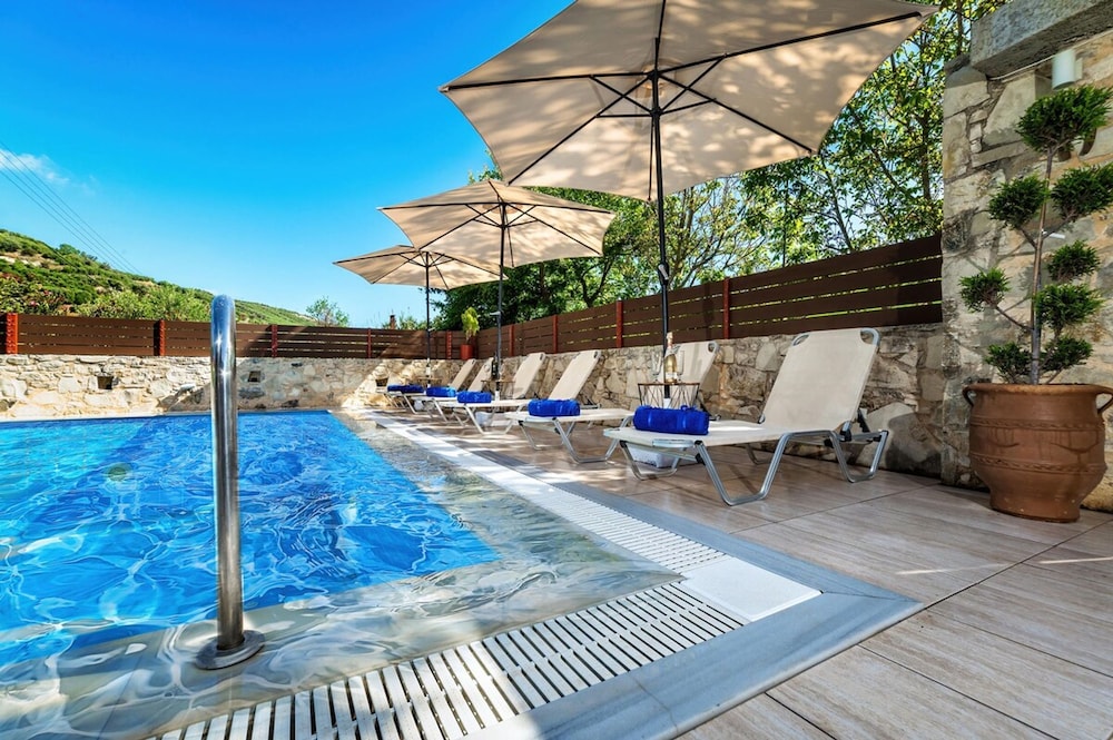 Villa Kalouas Private Pool