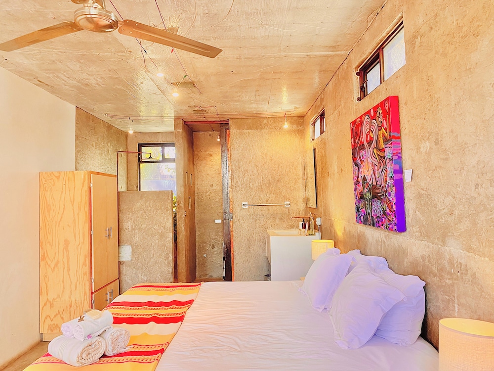 Perro Surfero Hotel Boutique - Todos Santos, BCS