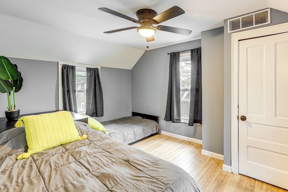 1 Mi to Bradley Beach: Family-friendly Home!