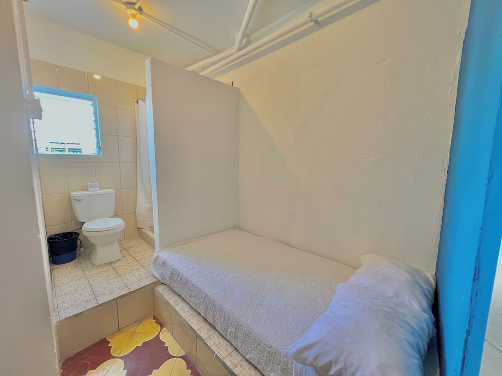 Hostal Urban