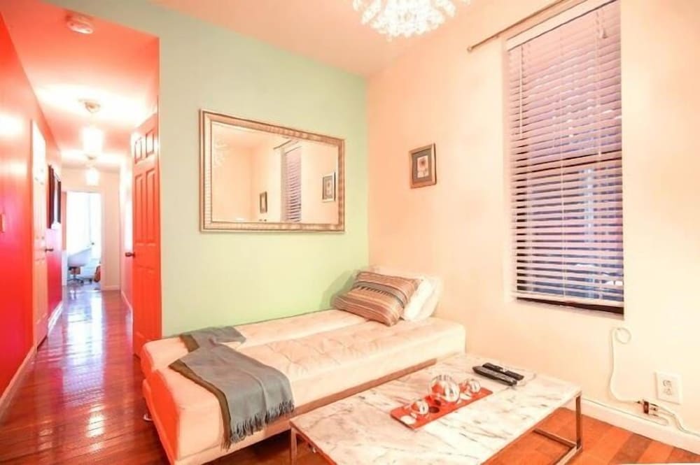 Washington Heights Apartments