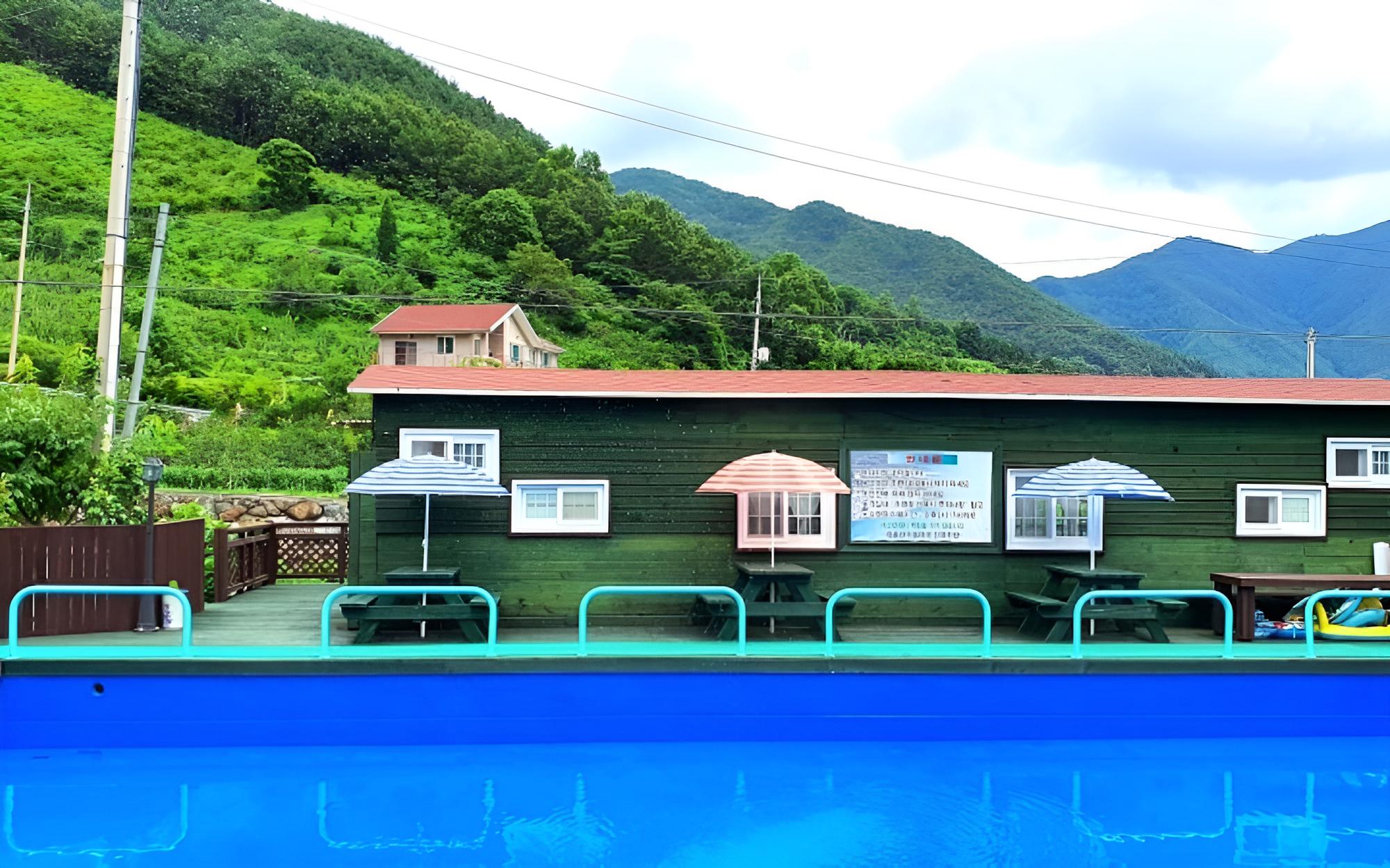 Hadong Sansuae Pension
