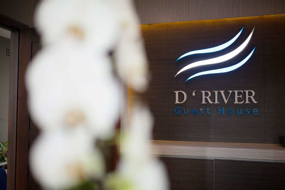 D'River Guesthouse