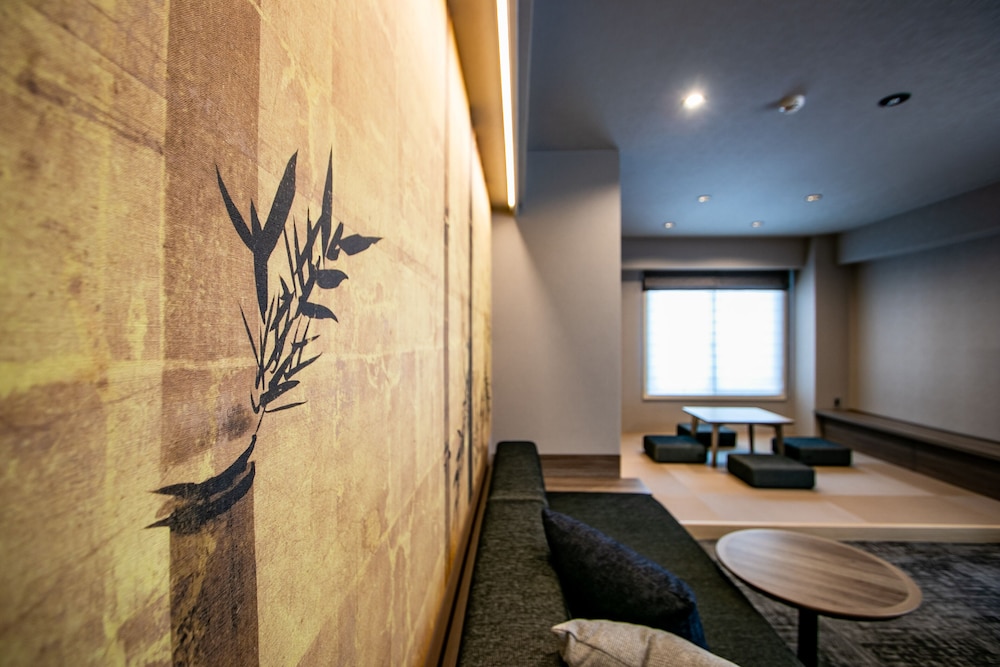 Minn Gion Sanjo