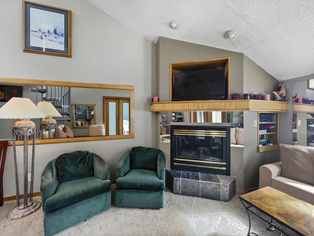 SkyRun - Vacation Condos in Copper Mountain Resort CO