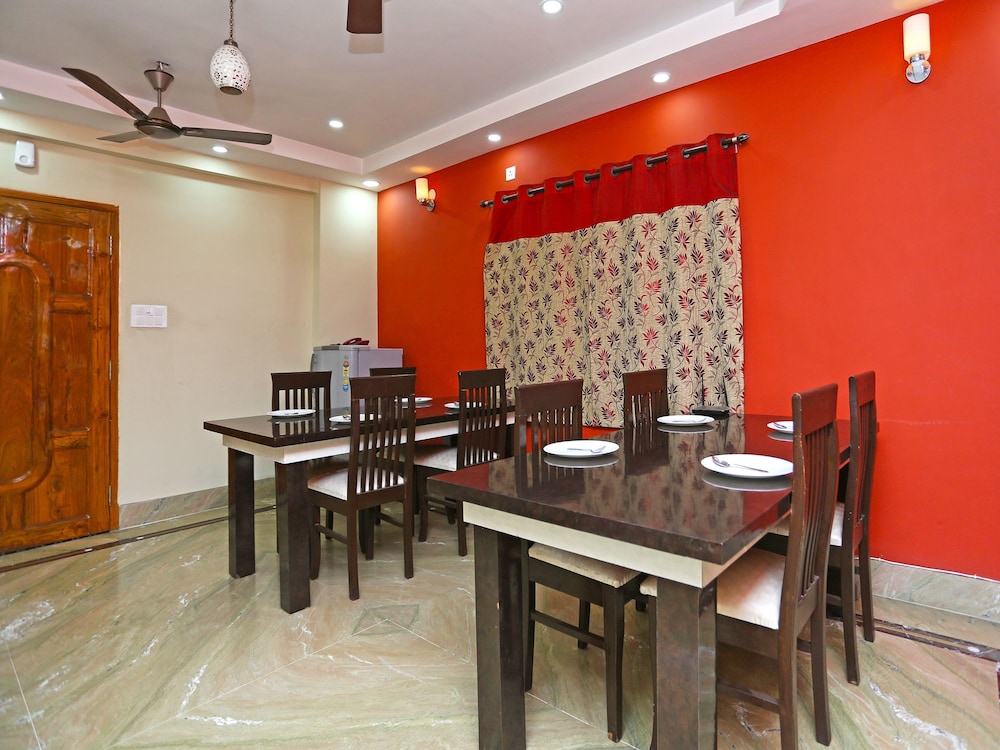 OYO 9718 Apartment near DLF IT Park