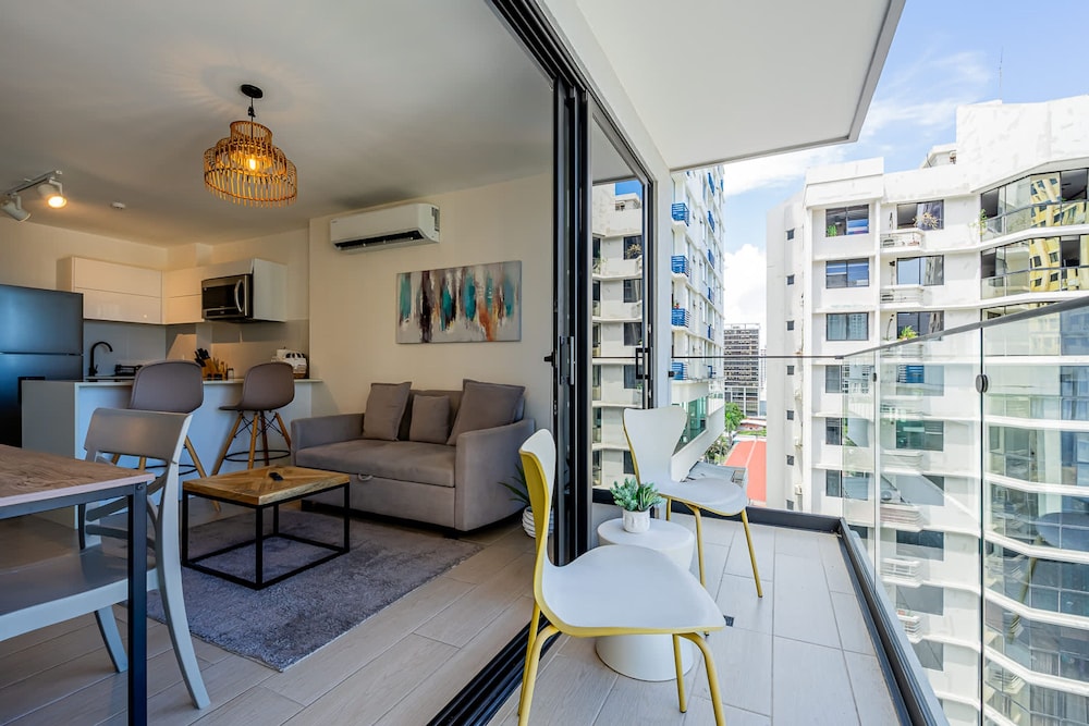 w Premium 1BR w Balcony in San Francisco