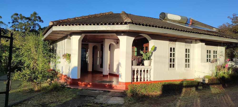 Andrews Hostel