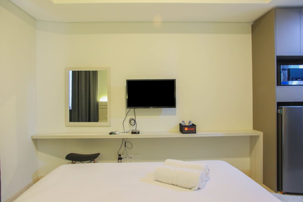 Cozy Stay Studio Room at Gold Coast Apartment view 4