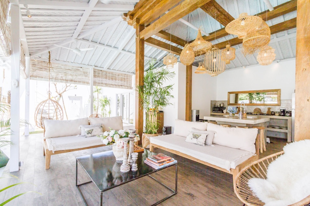 Villa M by Alfred in Bali - Stunning Family Villa With Pool at Seminyak Beach