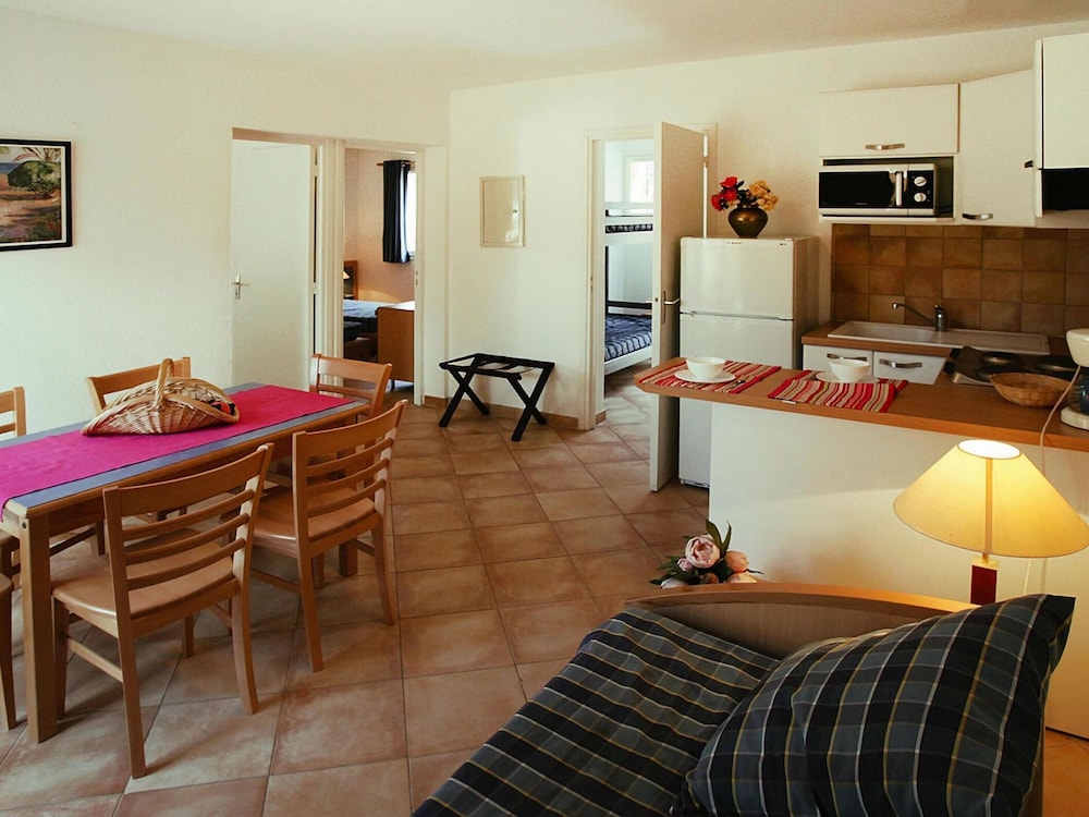 Apartment Near the Sea, Borgo-plage