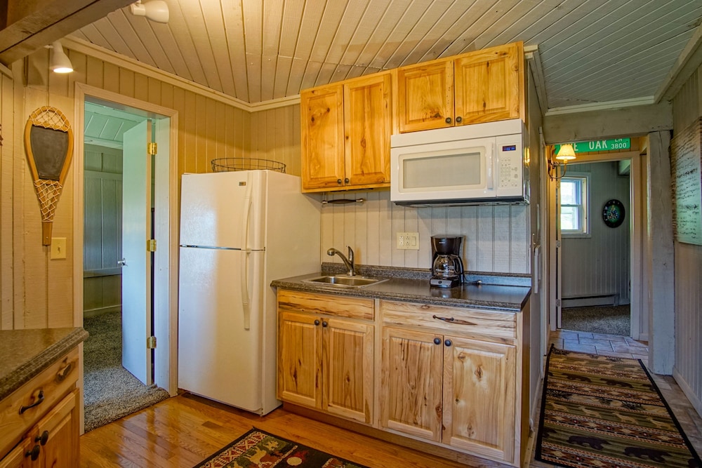 Fall Retreat Hutch 6 Slope Side 5BR on Cupp Run