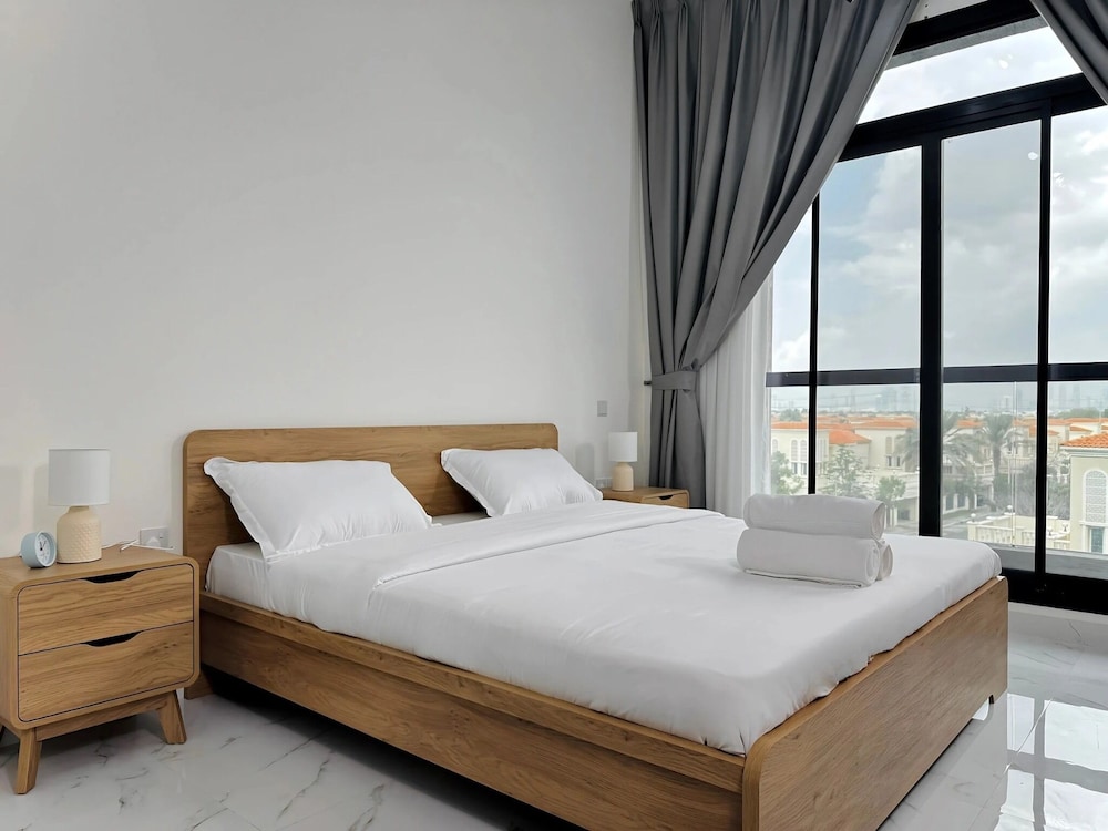 Golden Wood Views 1