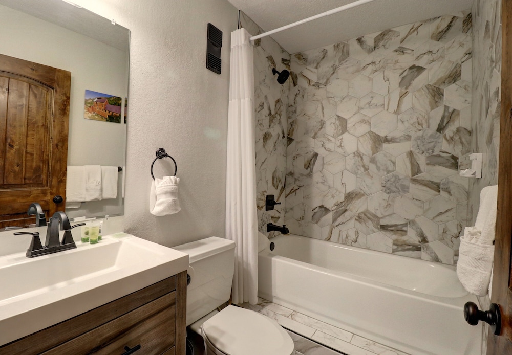 SkyRun Copper Mountain Resort Vacation Lodging