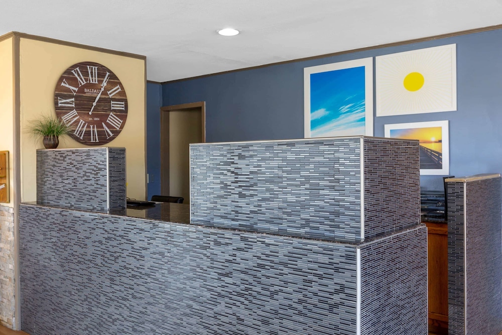 Days Inn by Wyndham Chillicothe view 2
