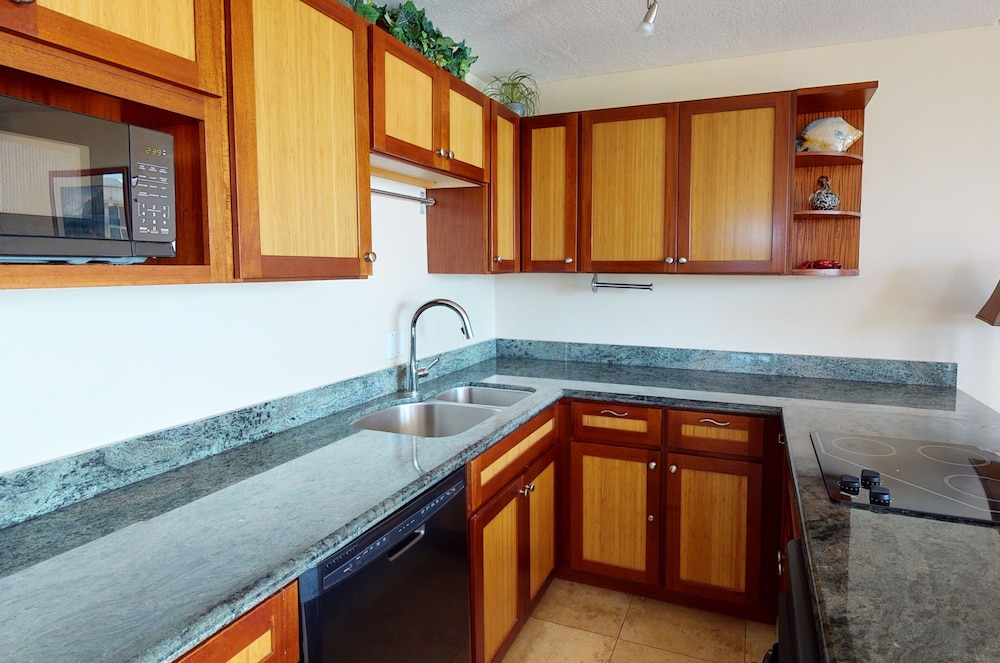 Waikiki Banyan Condo Located One Block From Waikiki Beach! by Koko Resort Vacation Rentals