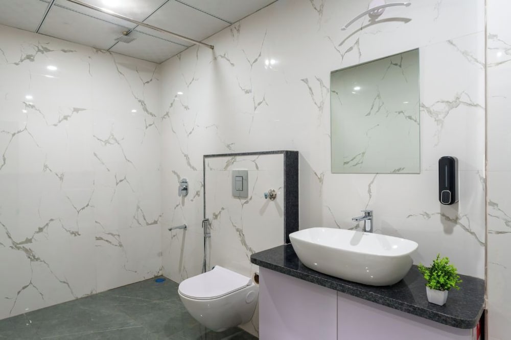 The Hosteller Jaipur, MI Road