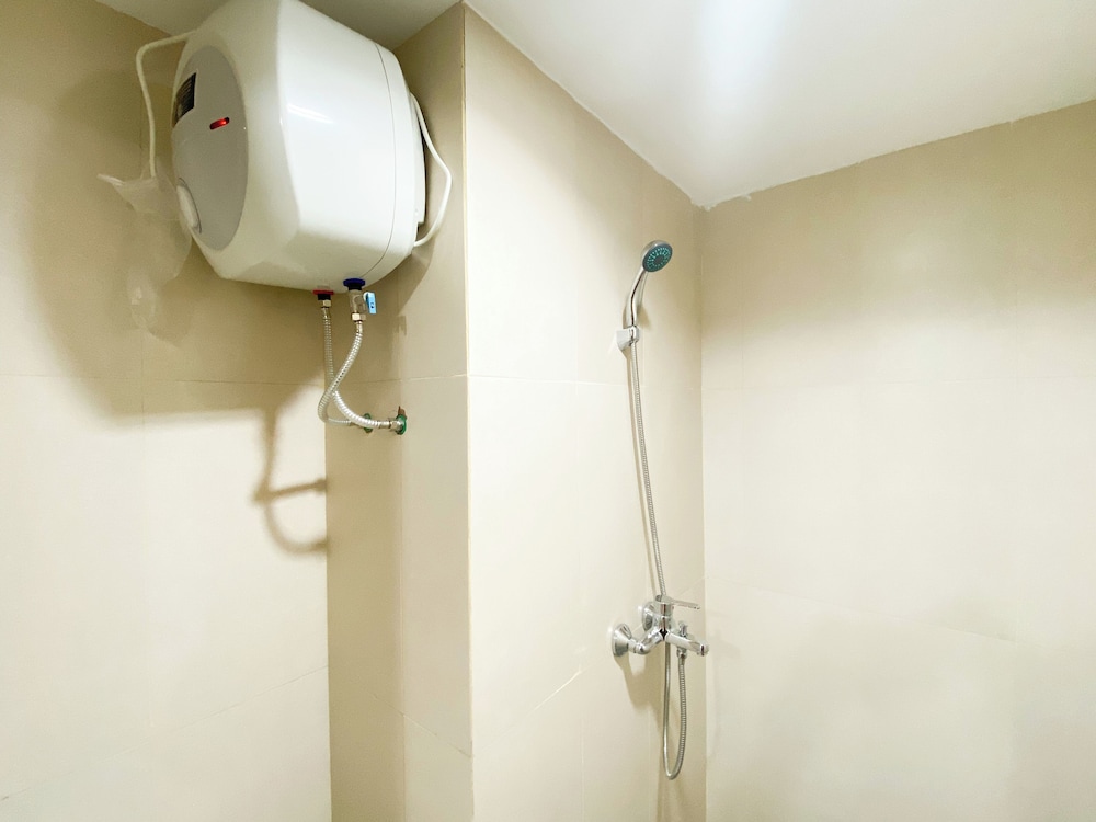 Simply Look Studio at LRT City Jatibening Apartment