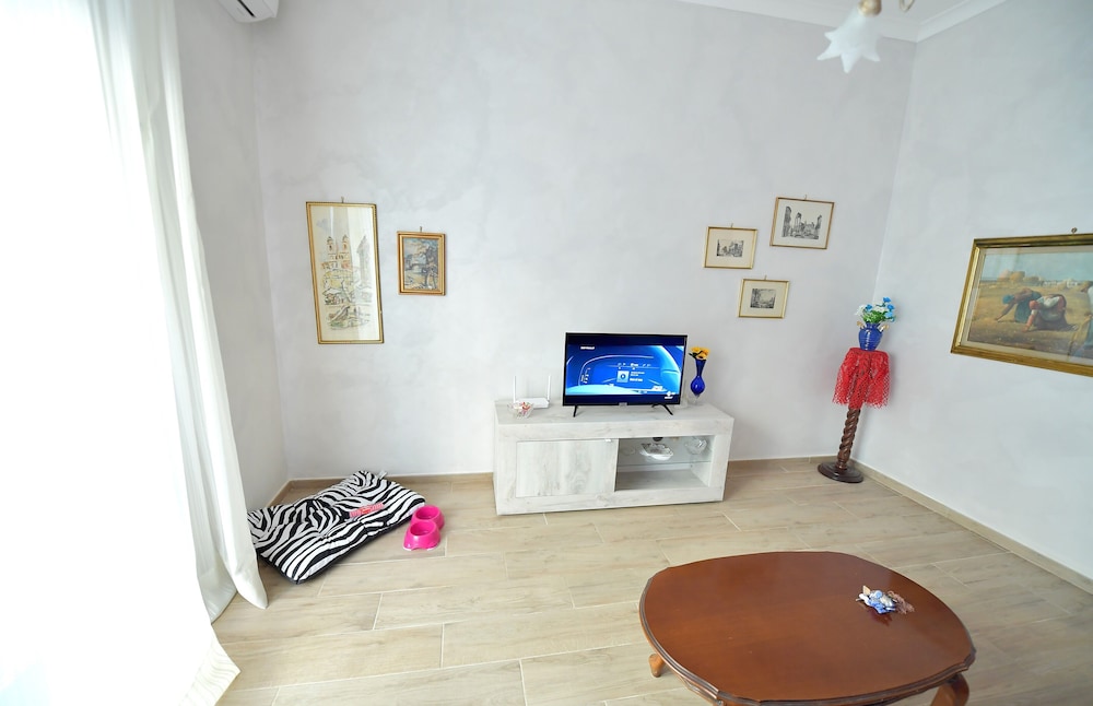 IzzHome La Signorina