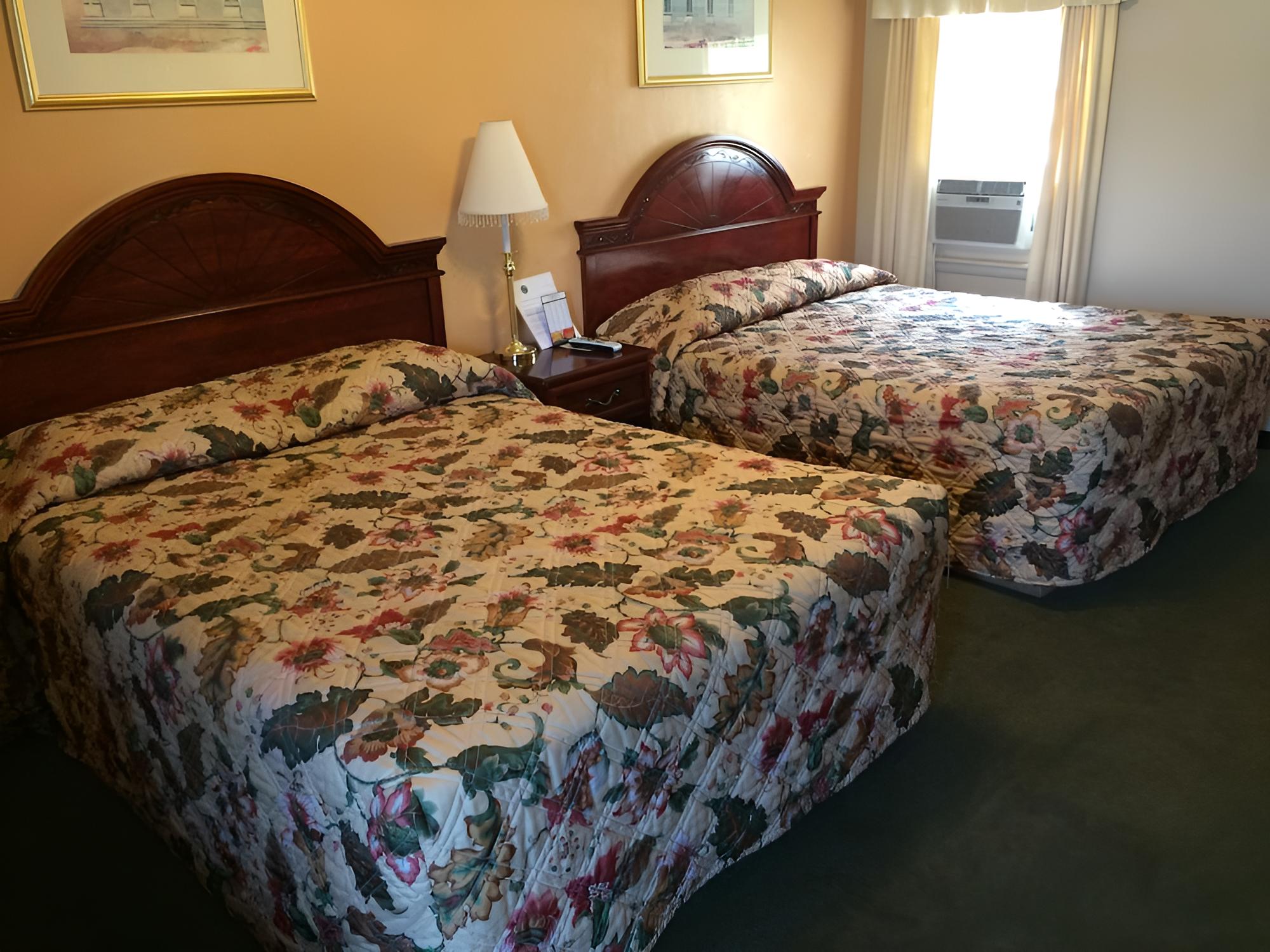 Marshall Vacations - Howard's Motel - Property Image 7
