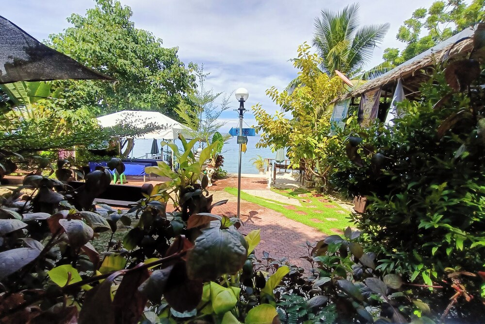 Marcnel Bayside Resort powered by Cocotel