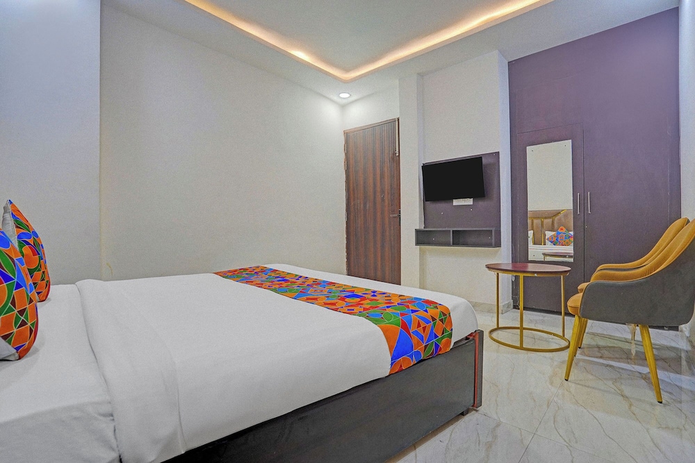 Fabhotel Stars