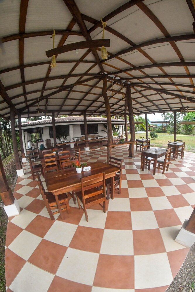 Tarcoles Birding Lodge