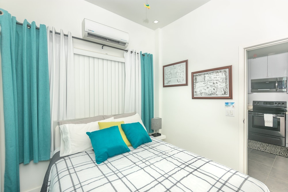 Acqua Di Mare #3 2 Bedroom Condo by Redawning view 5