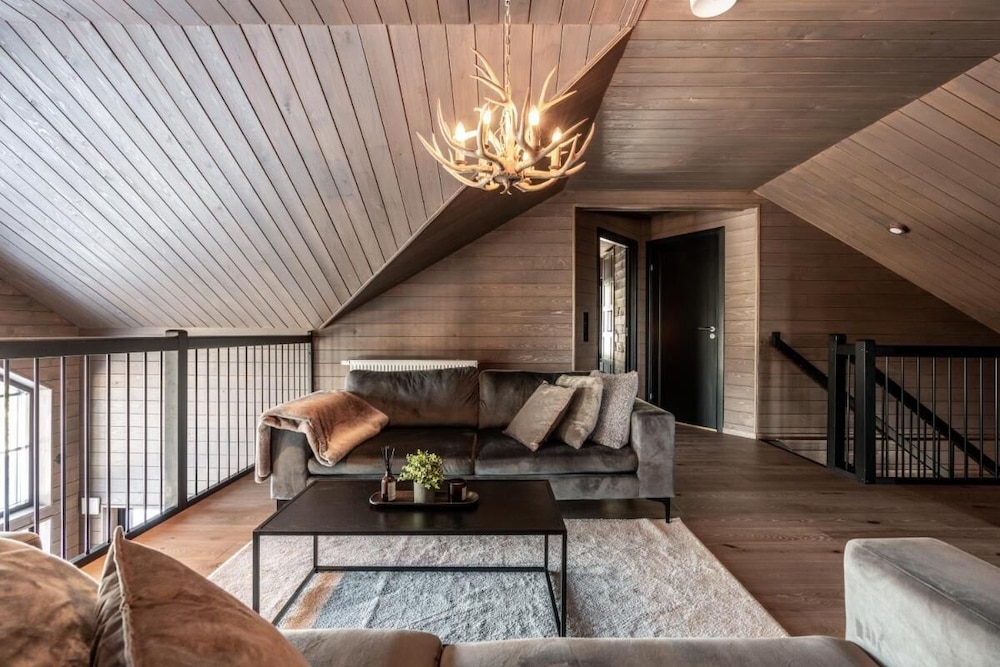 Idre Sky Mountain Lodge- Ski in Ski out