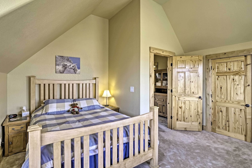 24-0160 Pet-friendly Cabin: 1 Mi to Dtwn Fairplay view 2