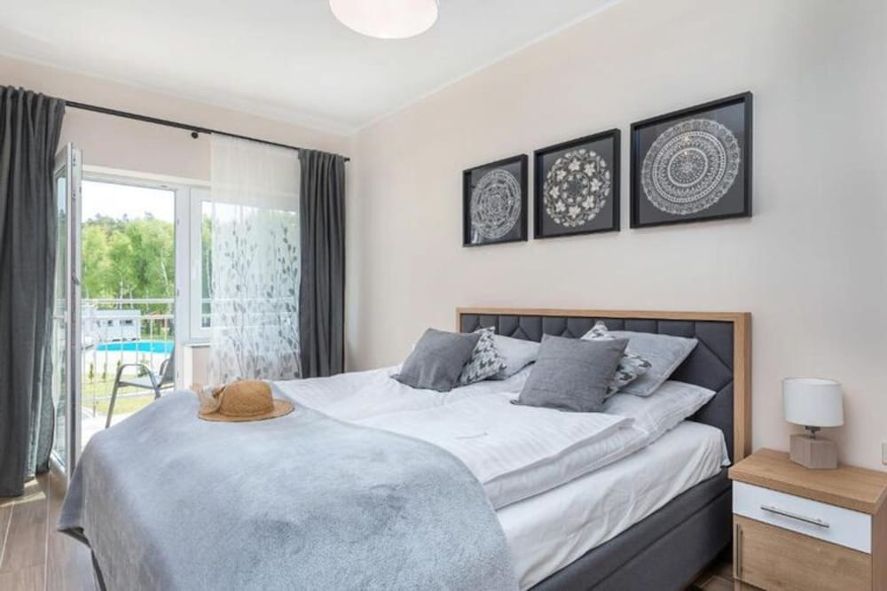 Apartment With Swimming Pool, Terrace, Pobierowo view 2