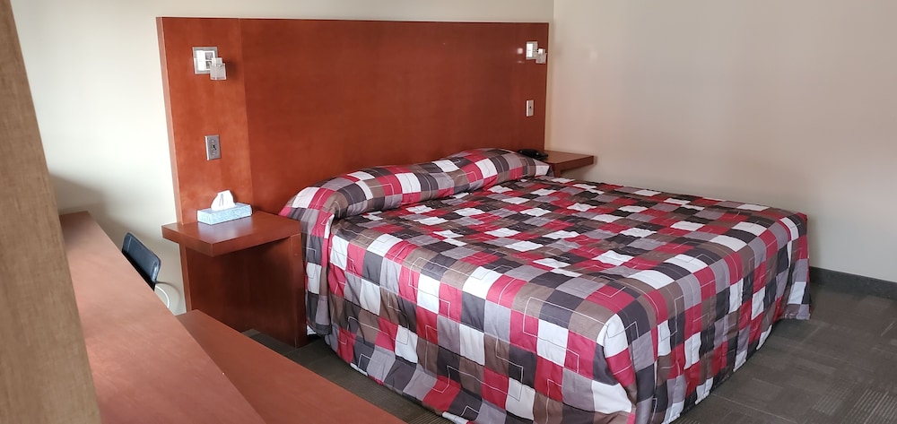 Falcon Motel Brossard