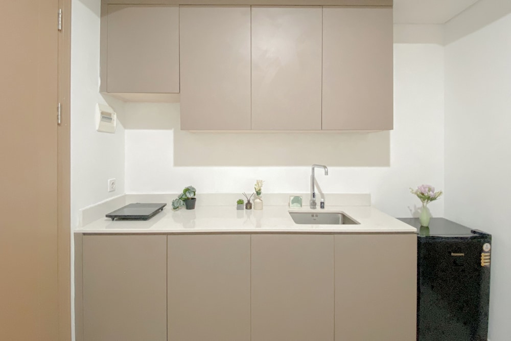 Well Furnished 1Br At Gold Coast Apartment