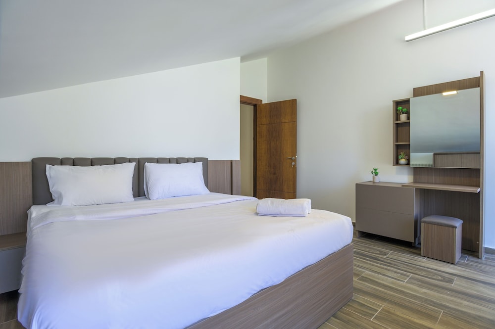 Verve 2BR Apt. by The Valley Kfardebian
