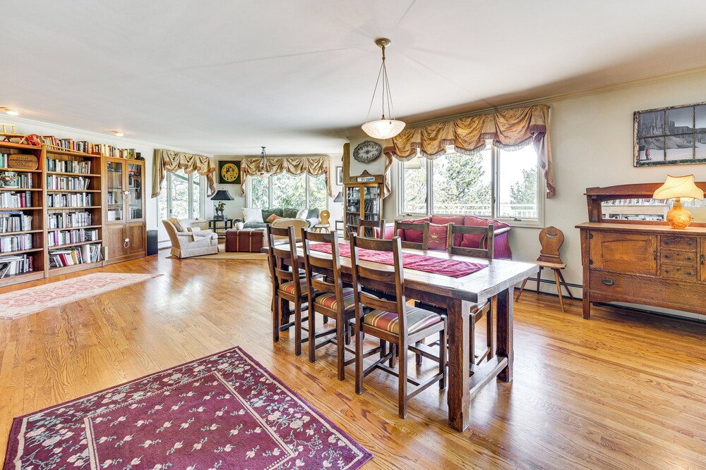 Deck & Mtn Views: Home in Colorado Springs