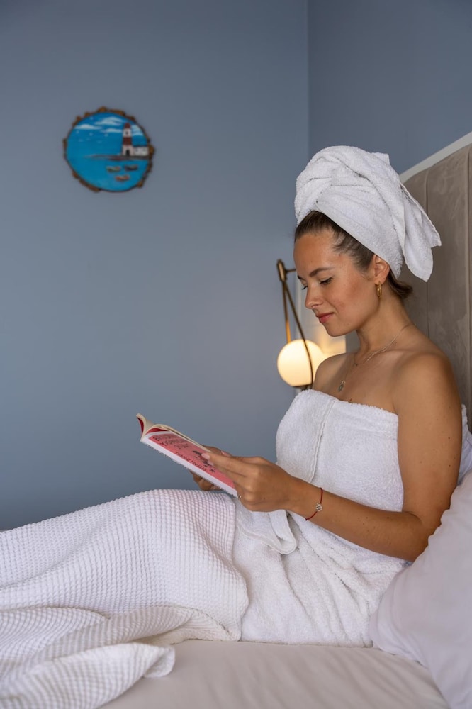 Un Amor Otel (+16) - Image 13