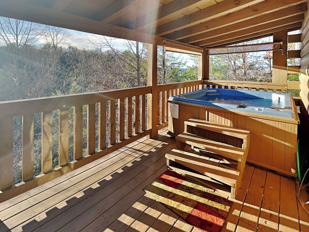 Zen Bear's Den by Jackson Mountain Rentals