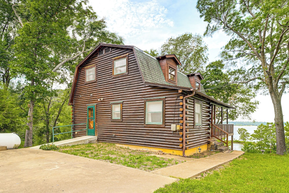 Lakefront Home w/ Boat Ramp Near Spavinaw Rec Area