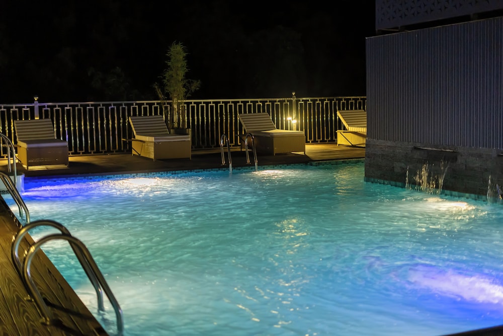 Crestorio Resort & Spa Dehradun