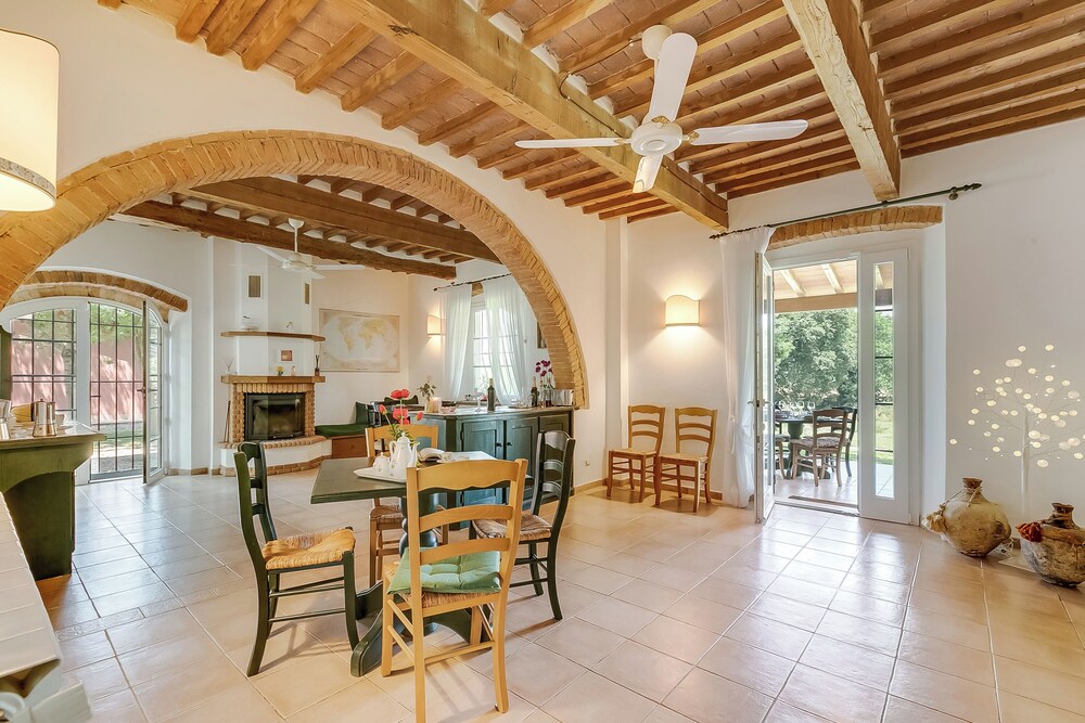 Relaxing Family Podere Delle Rose Pool & Garden