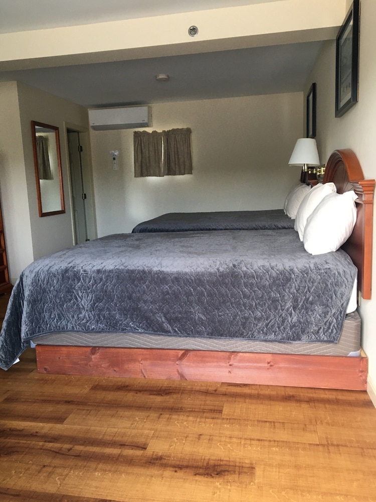 The Towne Motel