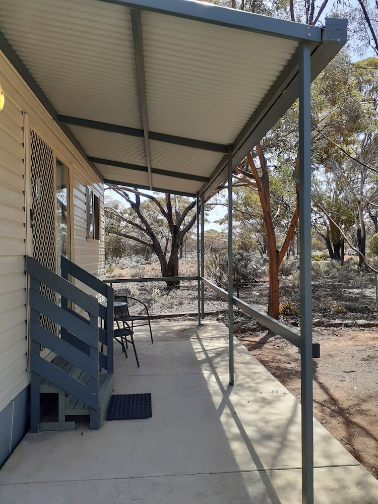 Acclaim Gateway Caravan Park