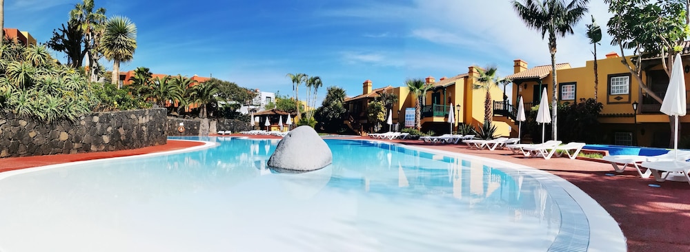 Brena Baja Vacations - Apartamentos Oasis San Antonio - Property Image 9