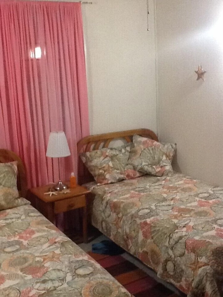 Gentle Breeze Apartments