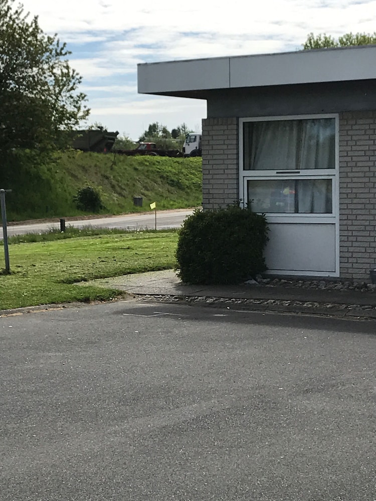 Photo 8