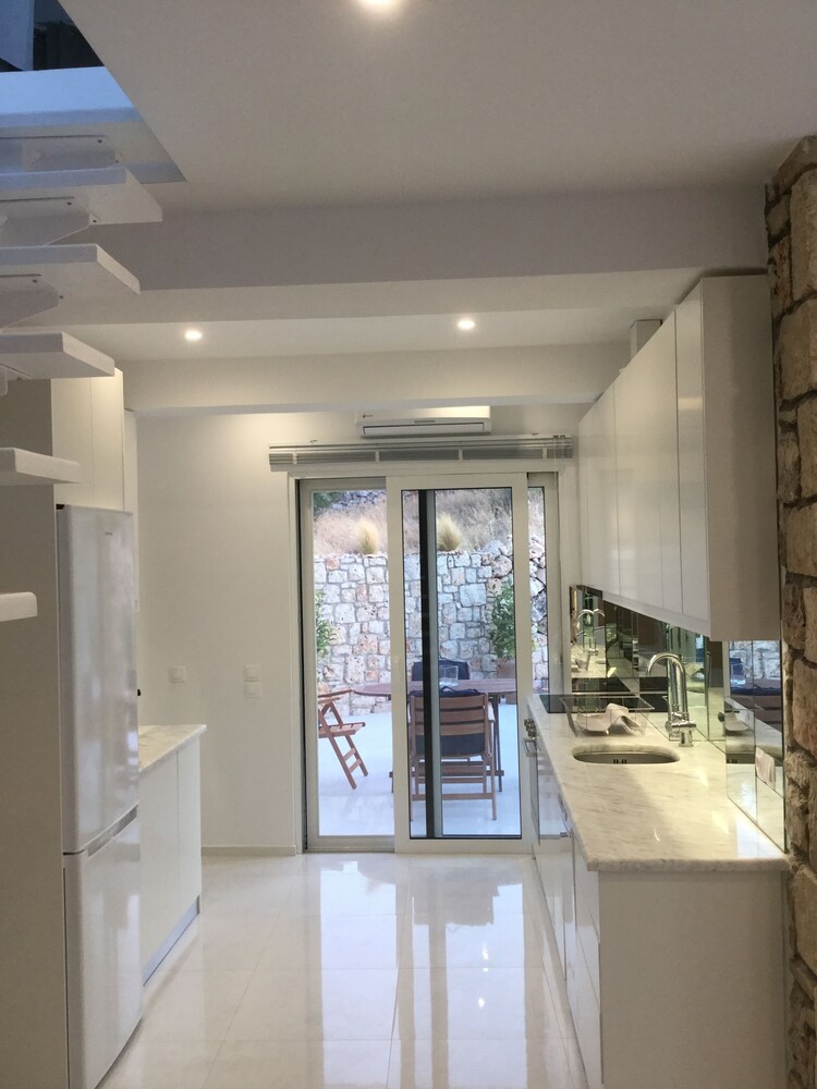 Dion Suite And Spa In Zakynthos view 4