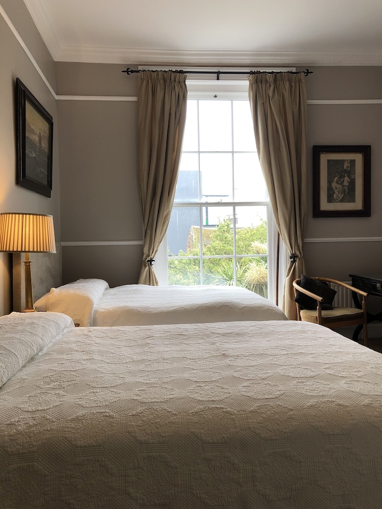 Harvey's Guesthouse