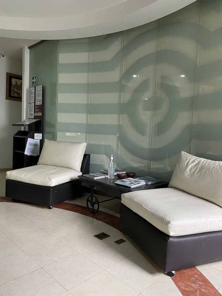 Grupo Kings Suites Duraznos